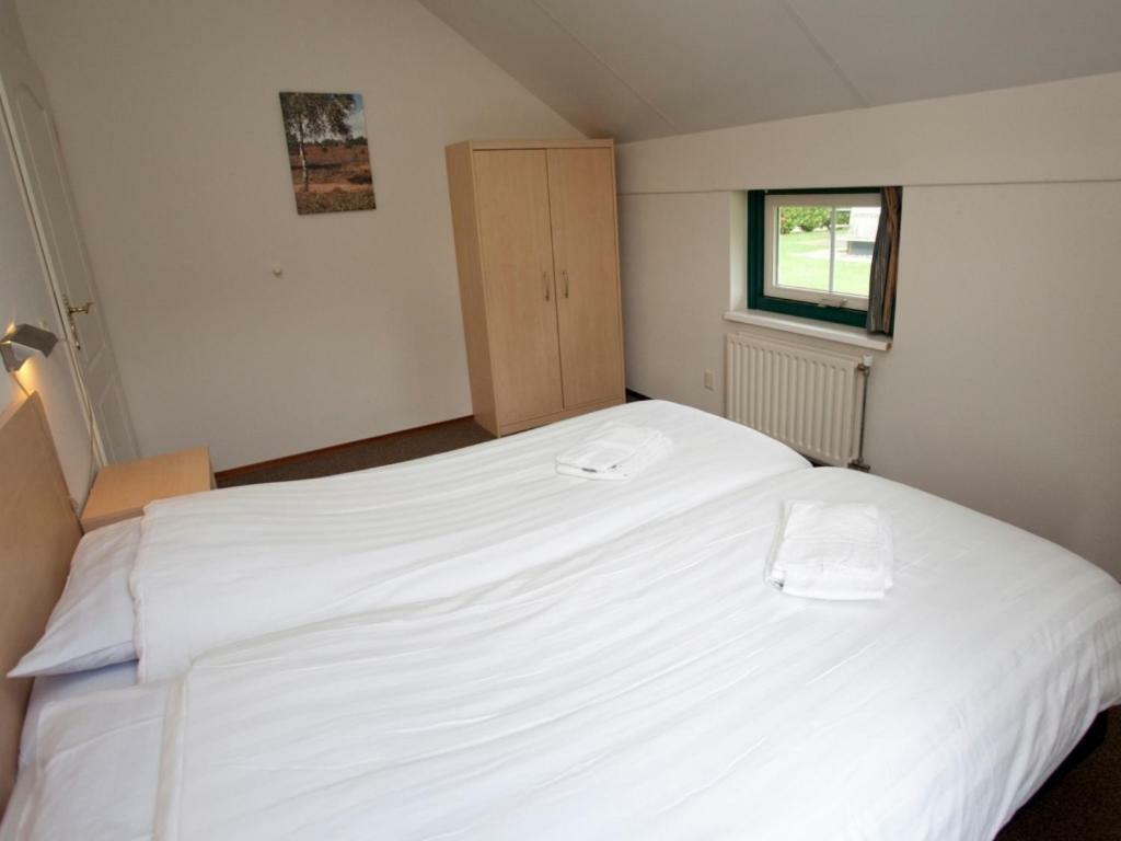 Landal De Veluwse Hoevegaerde Hotel Putten Buitenkant foto